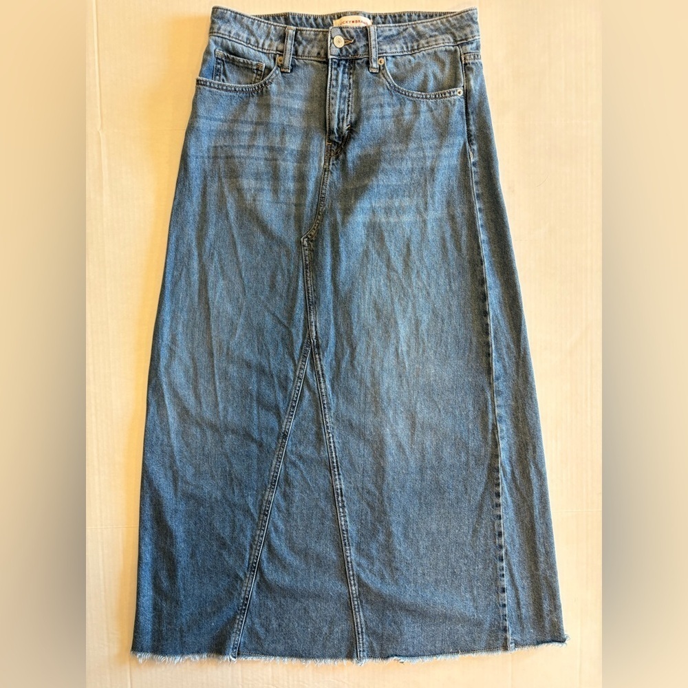 Lucky Brand denim jean maxi skirt raw frayed hem size 6/28